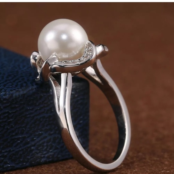 Gorgeous Women White Pearl Silver Ring S925 - Picture 3 of 6